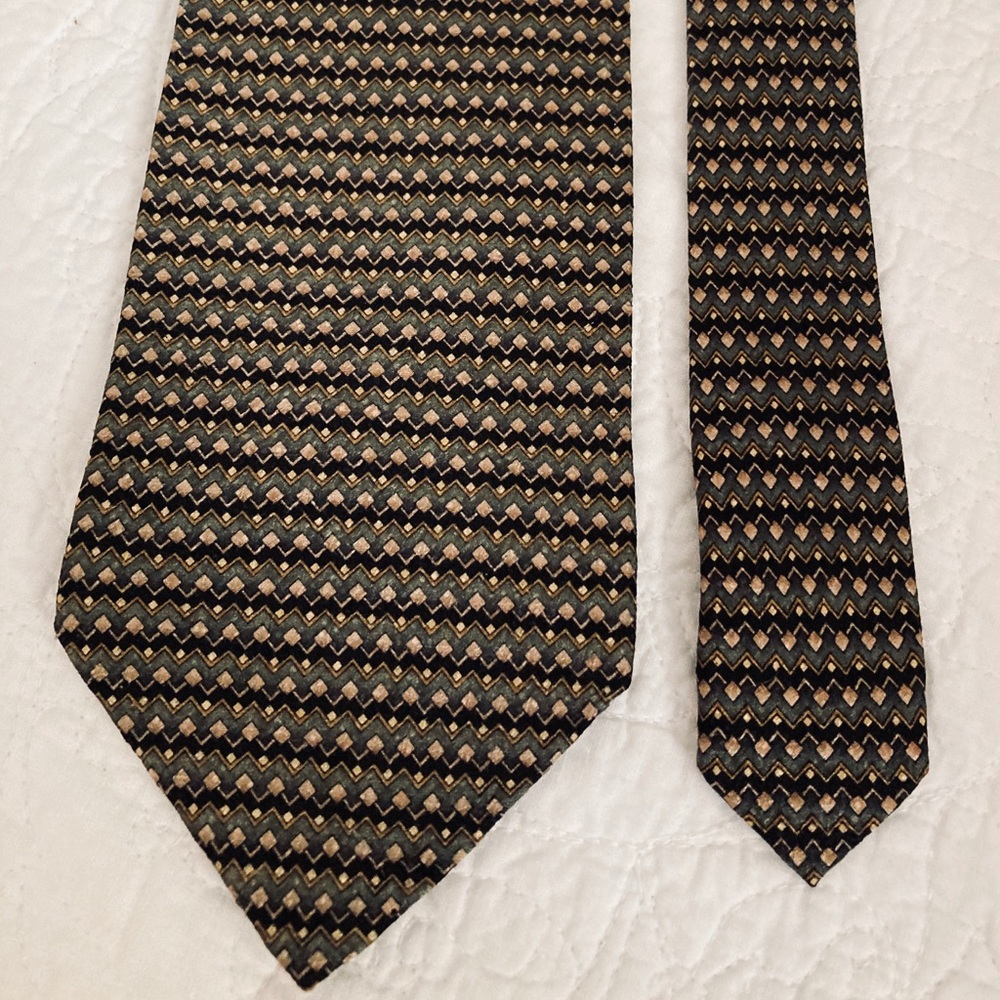 Vintage necktie-Daniel de Fasson Studio, Miami